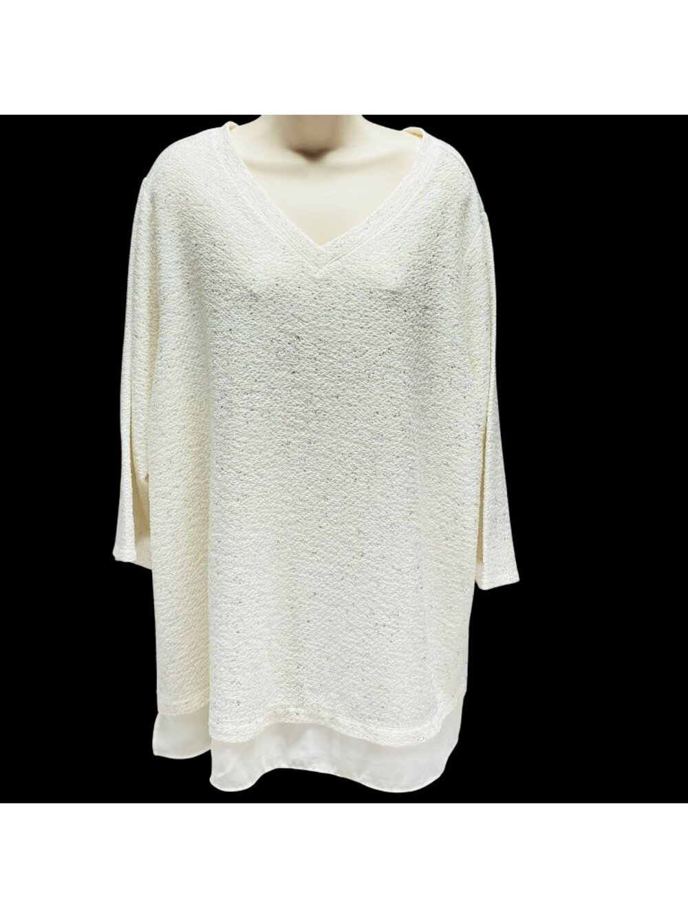Catherines  2X V-Neck Pullover Blouse Top 3/4 Sleeve White Textured Silver Speck